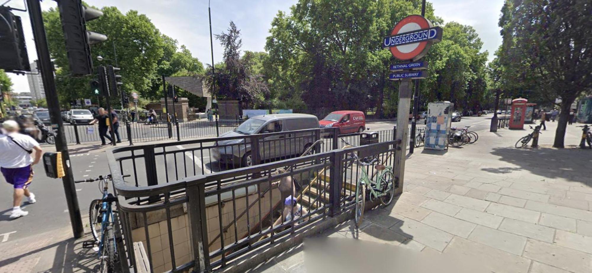Nice 4 Bedroom Apartment Near City Centre 2-Min Walk To Metro !! Business & Family Friendly!! Londres Extérieur photo